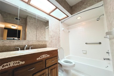 Welcome to your slice of paradise in Bardmoor Country Club! This on Bardmoor Golf and Tennis Club in Florida - for sale on GolfHomes.com, golf home, golf lot