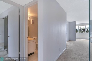 Bring your buyers to this very well maintained condo in Phase 4 on Sunrise Lakes Phase IV Golf Course in Florida - for sale on GolfHomes.com, golf home, golf lot