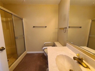 INVESTOR SPECIAL! Great opportunity to buy in The Villages at a on El Diablo Executive Golf Course in Florida - for sale on GolfHomes.com, golf home, golf lot