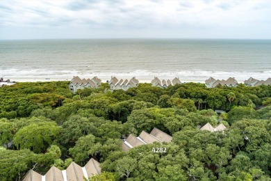 This one-bedroom, one-bath villa on Kiawah Island is a great on Kiawah Island Resort - Turtle Point in South Carolina - for sale on GolfHomes.com, golf home, golf lot