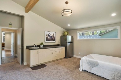 Beautiful single-level home in Widgi Creek, situated on a on Widgi Creek Golf Club in Oregon - for sale on GolfHomes.com, golf home, golf lot