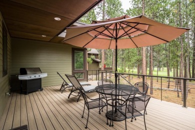 Beautiful single-level home in Widgi Creek, situated on a on Widgi Creek Golf Club in Oregon - for sale on GolfHomes.com, golf home, golf lot