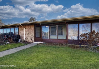 Are you looking to downsize or retire in comfort? ? Then this on Leisure Village West Assoc. in New Jersey - for sale on GolfHomes.com, golf home, golf lot