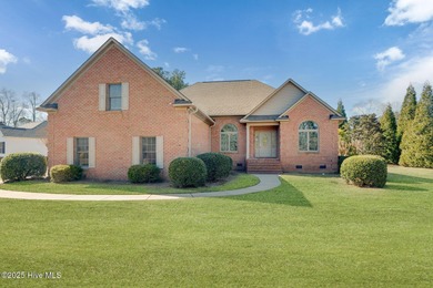 Welcome to 100 York Court in Cypress Landing, one of Eastern on Cypress Landing Golf Club in North Carolina - for sale on GolfHomes.com, golf home, golf lot