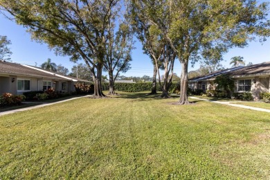Just Listed in Highland Lakes!
Welcome to this light, bright on Highland Lakes Executive Golf Course in Florida - for sale on GolfHomes.com, golf home, golf lot