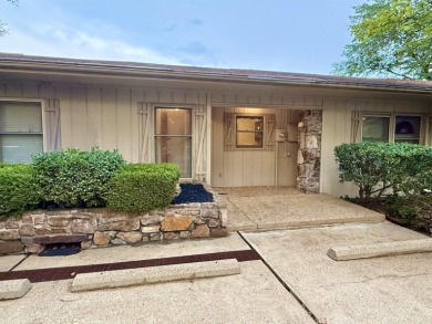 Discover lakeside living in this charming 2-bedroom, 1.5-bath on DeSoto Golf Course in Arkansas - for sale on GolfHomes.com, golf home, golf lot