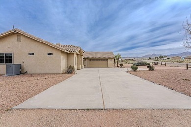 Beautiful home in the Valley Vista Golf Course Community nestled on Valle Vista Golf Course in Arizona - for sale on GolfHomes.com, golf home, golf lot