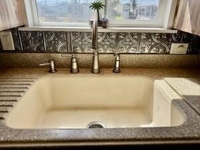 Well maintained 2/2 manufactured home, located on preferred on Cypress Creek Country Club - Boynton Beach in Florida - for sale on GolfHomes.com, golf home, golf lot