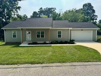 Nearly new, move-in ready, low maintenance and barely lived in 3 on Hidden Valley Golf and Country Club in Tennessee - for sale on GolfHomes.com, golf home, golf lot