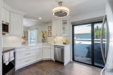 Effortless low maintenance Florida living @Heritage Ridge, Hobe on Heritage Ridge Golf Club in Florida - for sale on GolfHomes.com, golf home, golf lot