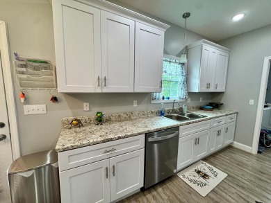 Nearly new, move-in ready, low maintenance and barely lived in 3 on Hidden Valley Golf and Country Club in Tennessee - for sale on GolfHomes.com, golf home, golf lot