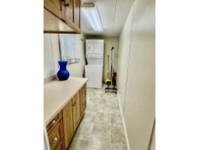 Well maintained manufactured home in active  age 55+ community on Cypress Creek Country Club - Boynton Beach in Florida - for sale on GolfHomes.com, golf home, golf lot