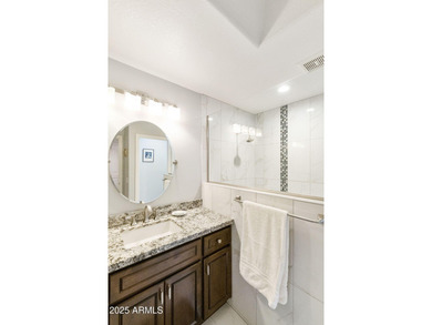 Sweet location for this 2BR, 2.5BA plus den Borgata model on a on Ironwood Golf Club in Arizona - for sale on GolfHomes.com, golf home, golf lot