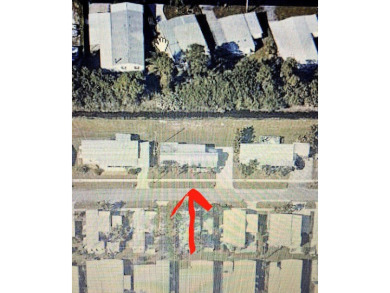 Well maintained manufactured home in active  age 55+ community on Cypress Creek Country Club - Boynton Beach in Florida - for sale on GolfHomes.com, golf home, golf lot