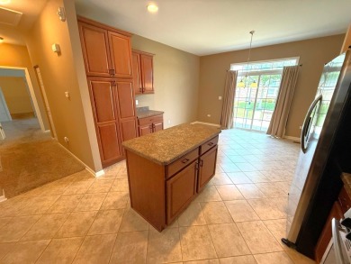 This 1678 square foot, spacious, 2 bedroom/ 2 full bathroom on White Eagle Golf Club in Illinois - for sale on GolfHomes.com, golf home, golf lot