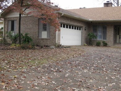 New Roof just added. Here is your chance to own an all-brick on DeSoto Golf Course in Arkansas - for sale on GolfHomes.com, golf home, golf lot