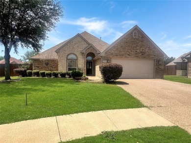 Steve Hawkins Custom Home in Whitestone Ranch

Proudly on Whitestone Golf Club in Texas - for sale on GolfHomes.com, golf home, golf lot