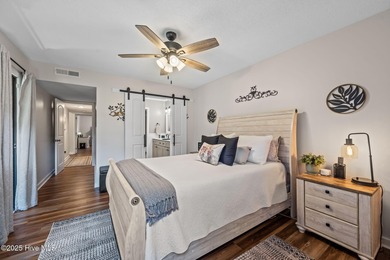 Fresh, bright, and move-in ready--this ground-floor 2BR/2BA on Olde Point Golf and Country Club in North Carolina - for sale on GolfHomes.com, golf home, golf lot