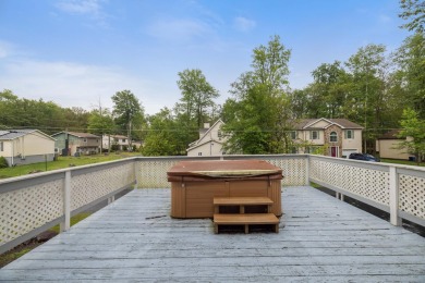 Step into this 3 bed 2 bath home and imagine placing your on Pocono Farms Country Club in Pennsylvania - for sale on GolfHomes.com, golf home, golf lot