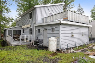 Step into this 3 bed 2 bath home and imagine placing your on Pocono Farms Country Club in Pennsylvania - for sale on GolfHomes.com, golf home, golf lot