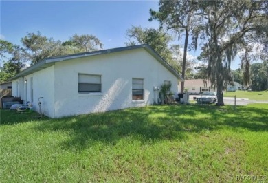 Bring all offers! Great location 1 hour from Ocala, 1 hour and on Plantation Inn and Golf Resort  in Florida - for sale on GolfHomes.com, golf home, golf lot