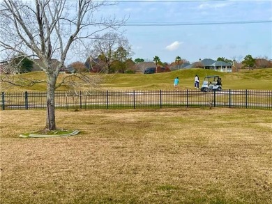 SWEET NEW PRICE to love this home for less!  ***WALK THRU VIDEO on Oak Harbor Golf Club in Louisiana - for sale on GolfHomes.com, golf home, golf lot