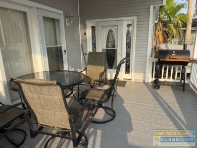 This extremely spacious park model with island room has lots of on Long Island Golf Course in Texas - for sale on GolfHomes.com, golf home, golf lot