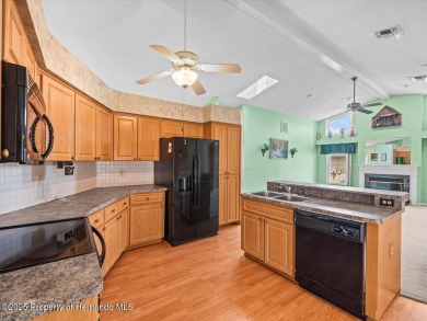 Spacious 3/2/2 well-maintained pool home with split floor plan on Seven Hills Golfers Club in Florida - for sale on GolfHomes.com, golf home, golf lot