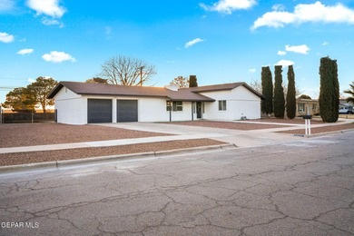 Welcome to this fully renovated Horizon Heights home, ideally on Emerald Springs Golf Course in Texas - for sale on GolfHomes.com, golf home, golf lot