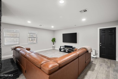 Welcome to this fully renovated Horizon Heights home, ideally on Emerald Springs Golf Course in Texas - for sale on GolfHomes.com, golf home, golf lot