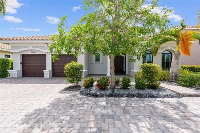 Gorgeous single story 3 bedroom 2 bath home w/custom pool/spa on Parkland Golf Club in Florida - for sale on GolfHomes.com, golf home, golf lot