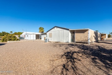 Beautiful FULLY FURNISHED 2-bedroom, 2-bathroom home features a on 3 Parks Fairways in Arizona - for sale on GolfHomes.com, golf home, golf lot