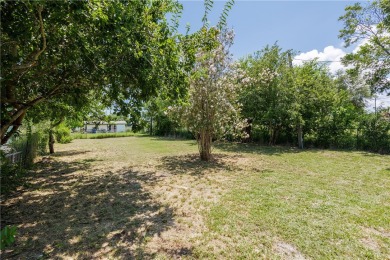 The Molina Drive home has been fully renovated and permitted by on Lozano Public Golf Center  in Texas - for sale on GolfHomes.com, golf home, golf lot