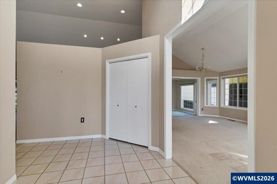 Accepted Offer with Contingencies. Golf Course Living in Keizer! on McNary Golf Club in Oregon - for sale on GolfHomes.com, golf home, golf lot