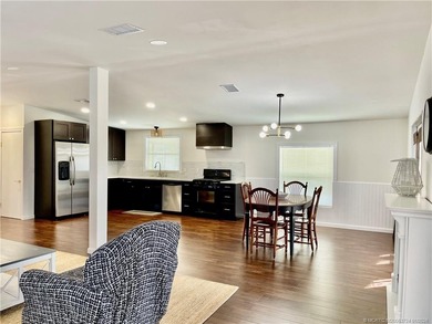 Stunning remodeled home! Extensive open floor plan! Hurricane on Indianwood Golf and Country Club in Florida - for sale on GolfHomes.com, golf home, golf lot