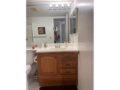 A Resort like Condominium featuring 2 bedrooms 2 full bathrooms on Sunrise Lakes Phase IV Golf Course in Florida - for sale on GolfHomes.com, golf home, golf lot