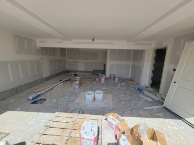 Brand New Construction Bi-Level! 4 Bed, 3 Full Bath, Upper on Eagle Creek Country Club in Kentucky - for sale on GolfHomes.com, golf home, golf lot