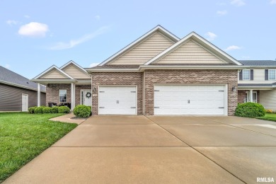 Stunning 4-Bedroom ranch home in Piper Glen subdivision with an on Piper Glen Golf Club in Illinois - for sale on GolfHomes.com, golf home, golf lot