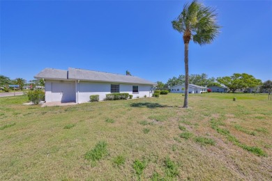 One or more photo(s) has been virtually staged. UPDATED AND on Kings Point Executive Golf Course in Florida - for sale on GolfHomes.com, golf home, golf lot