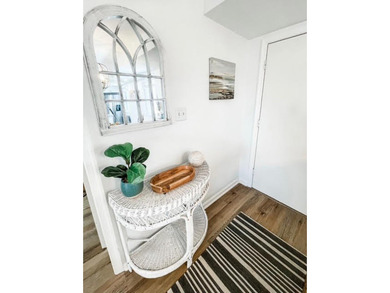 Beautifully updated 2 bedroom, 2 bath, 5th floor, furnished on Ocean Village Golf Course in Florida - for sale on GolfHomes.com, golf home, golf lot