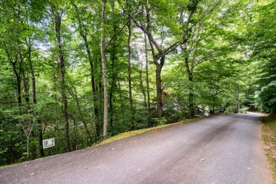 This incredible lot nestled in Franklin's premier gated golf on Franklin Golf Course in North Carolina - for sale on GolfHomes.com, golf home, golf lot