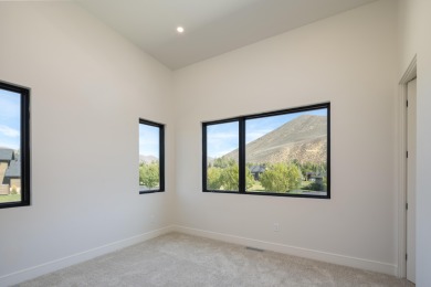 Located in the prestigious Valley Club subdivision, this on The Valley Club in Idaho - for sale on GolfHomes.com, golf home, golf lot