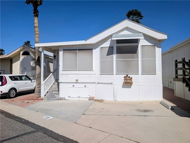 Large home with plenty of potential to make it your own. Nice on Riverview Golf Course in Arizona - for sale on GolfHomes.com, golf home, golf lot