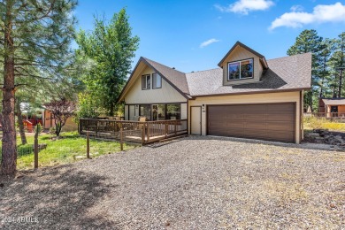 Wow! This 5 bedroom or 4+ game room sleeps 12-15 and is located on Pinewood Country Club in Arizona - for sale on GolfHomes.com, golf home, golf lot