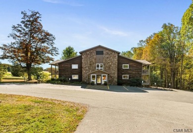 Beautiful 3 bedroom/2.5 bath unit located in the Arrowhead on Northwinds Golf Course in Pennsylvania - for sale on GolfHomes.com, golf home, golf lot
