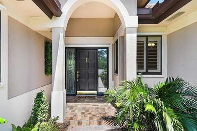 Resort Style Living at it's Finest! This Gorgeous Renovated Home on  in Florida - for sale on GolfHomes.com, golf home, golf lot