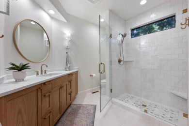 Bend Luxury Home with Golf Access in Broken Top on Broken Top Club in Oregon - for sale on GolfHomes.com, golf home, golf lot