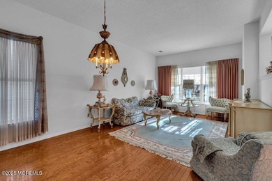 COME IN OUT OF THE COLD!!!! This beautiful well maintained and on Four Seasons Spa and Country Club in New Jersey - for sale on GolfHomes.com, golf home, golf lot