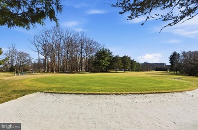 Welcome to the sought after Leisure World 55+ Community! This on Leisure World Golf Club in Maryland - for sale on GolfHomes.com, golf home, golf lot