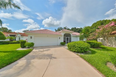 QUAIL PASS IN KINGS POINT - RARE SINGLE FAMILY, 3 bedroom, 2 on Falcon Watch Golf Club in Florida - for sale on GolfHomes.com, golf home, golf lot